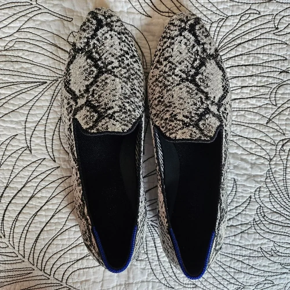 EUC Rothy’s White Python Snake Almond Loafers Flats Black Size 9